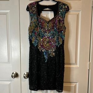 Gorgeous, fun sequin and beaded dress (see measurements for more accurate size).